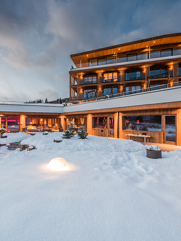 Exterior of Alpen Tesitin