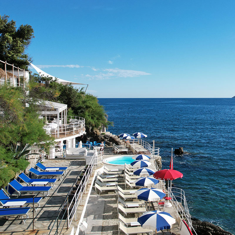 Giornata esclusiva al Marina di Bardi Beach Club