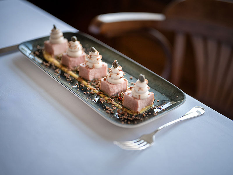 Vitello tonnato at Restaurant Sissi